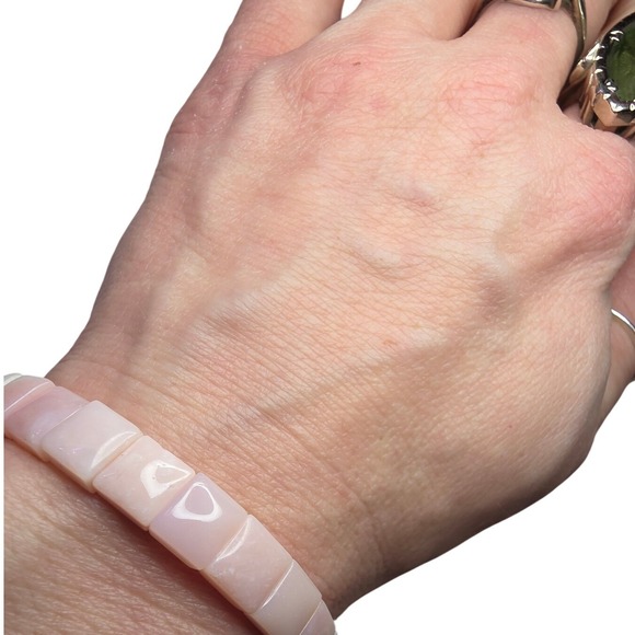 Jewelry - Chic Pink Opal Faceted Bead Stretch Bracelet Natural Gemstone Accessory